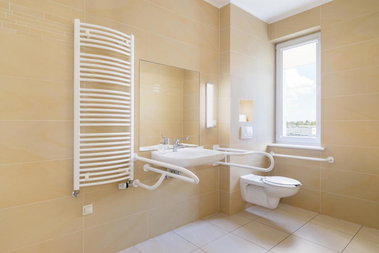 Hotel Safir Poznan Luaran gambar